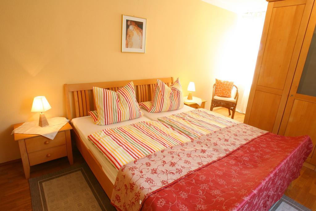Villa Ferienhaus Kranz Gerersdorf bei Güssing Zimmer foto